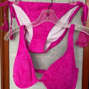 VENUS Bikini set hot pink NEW IN BAGS 10 bottom 36C 34D 32DD